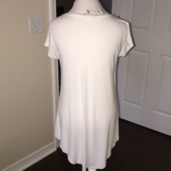 New with tags Express t shirt - Picture 2 of 4